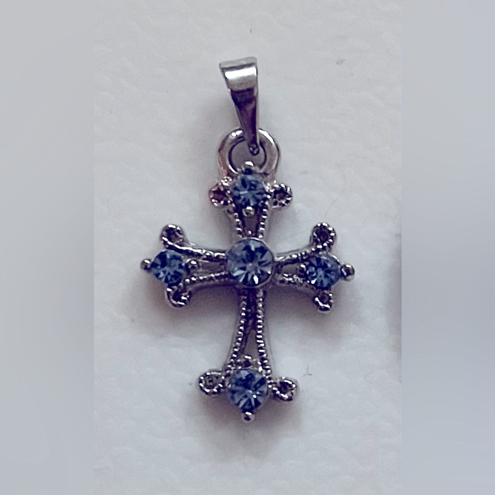 Avon Vintage Elegant Silver Cross Pendant with Blue Stone Necklace